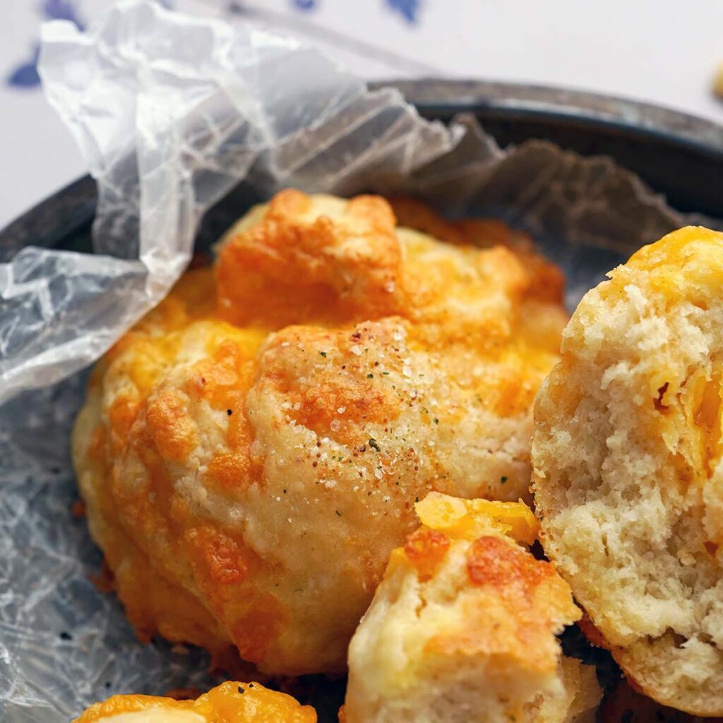 sourdough discard biscuit recipe featured image